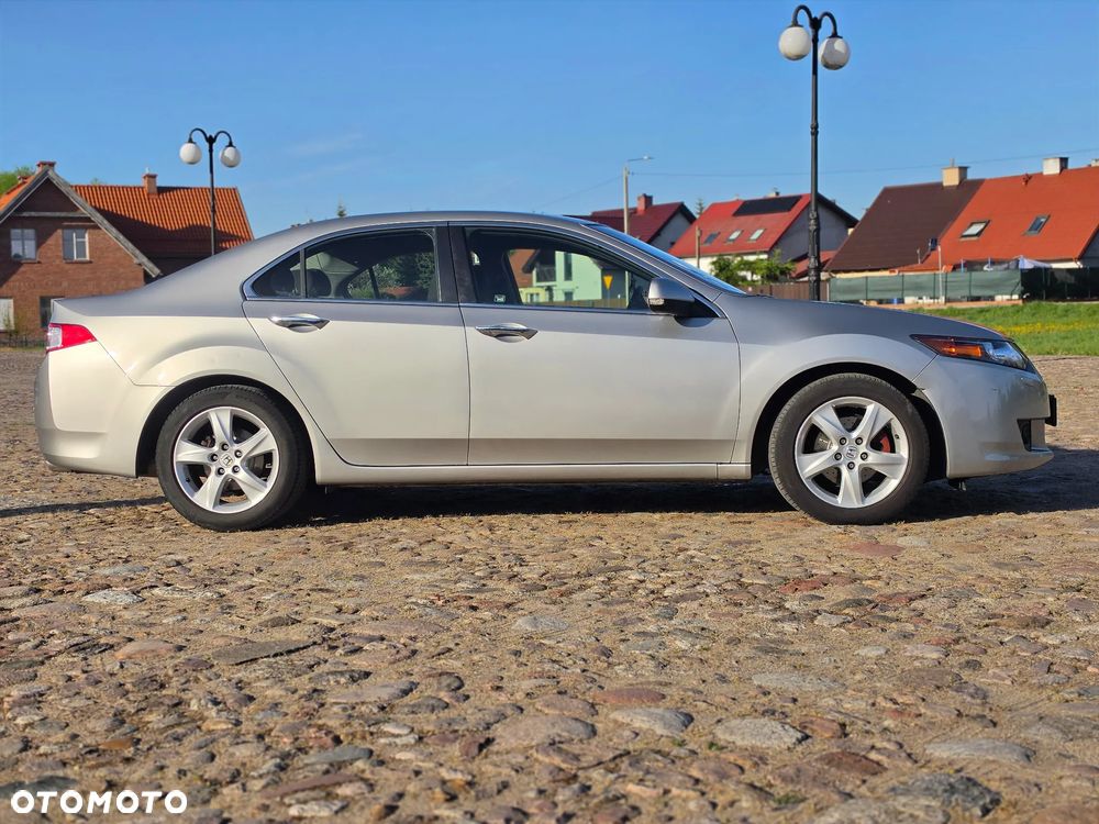 Honda Accord 2.0 Elegance - 2