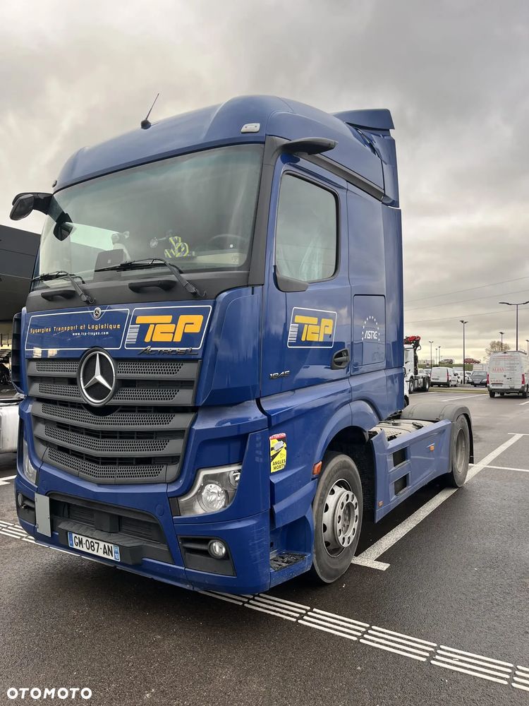 Mercedes-Benz Actros 1845