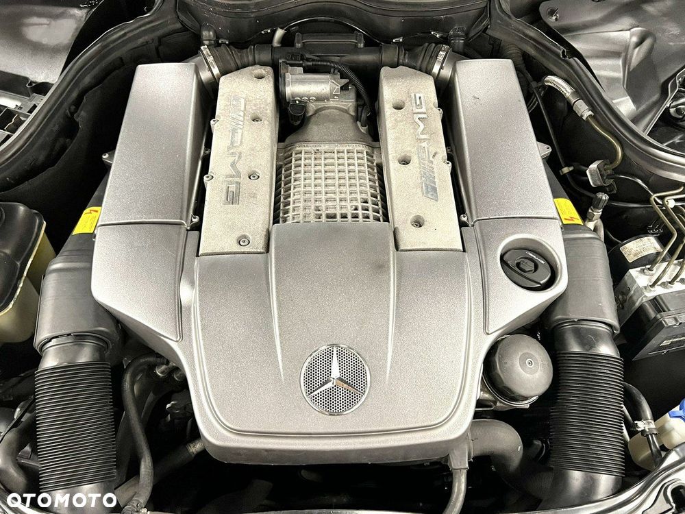 Mercedes-Benz Klasa C 32 AMG - 39