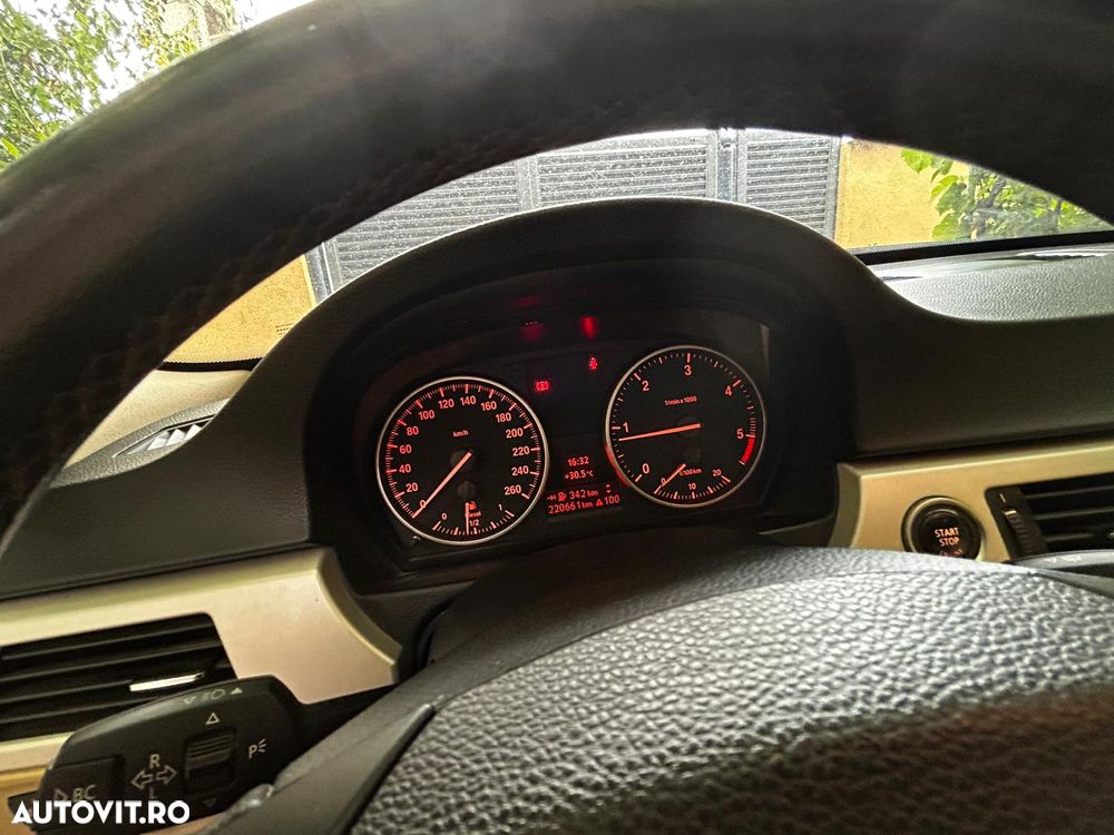 BMW Seria 3 316d - 1
