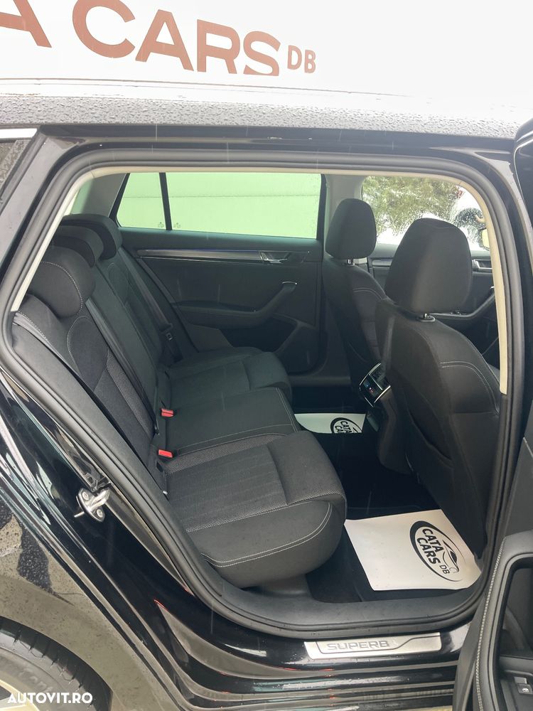 Skoda Superb 2.0 TDI DSG Premium Edition - 24