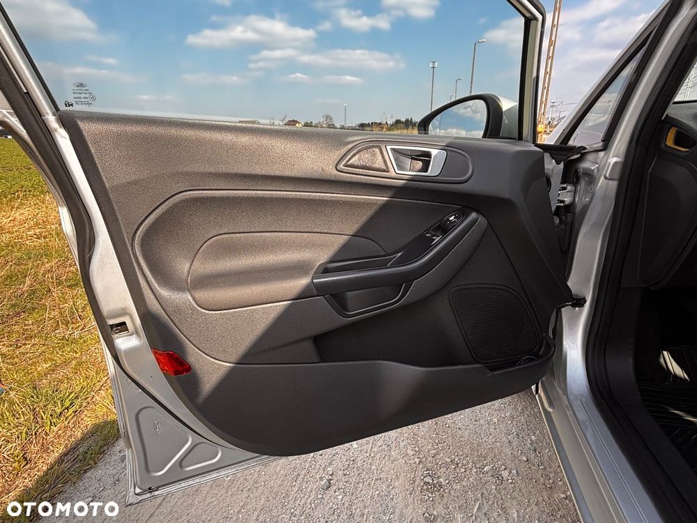 Ford Fiesta 1.4 Trend - 22