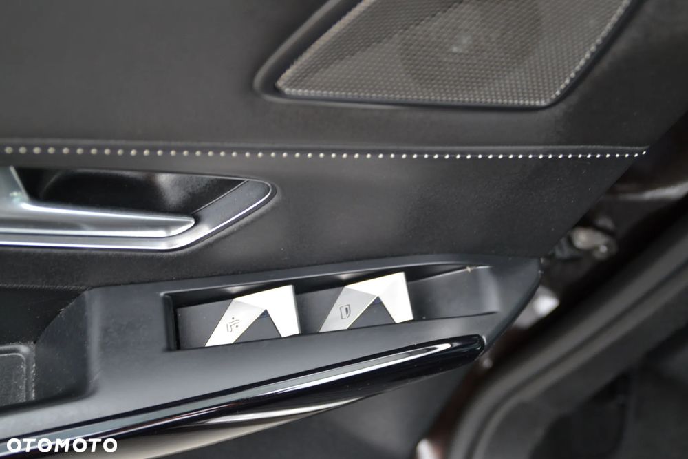DS Automobiles DS 7 Crossback - 29