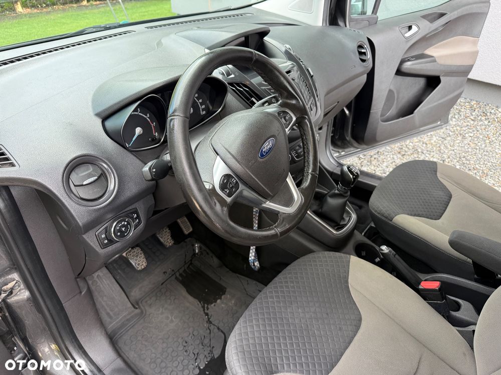 Ford Tourneo Courier 1.0 EcoBoost Titanium - 11