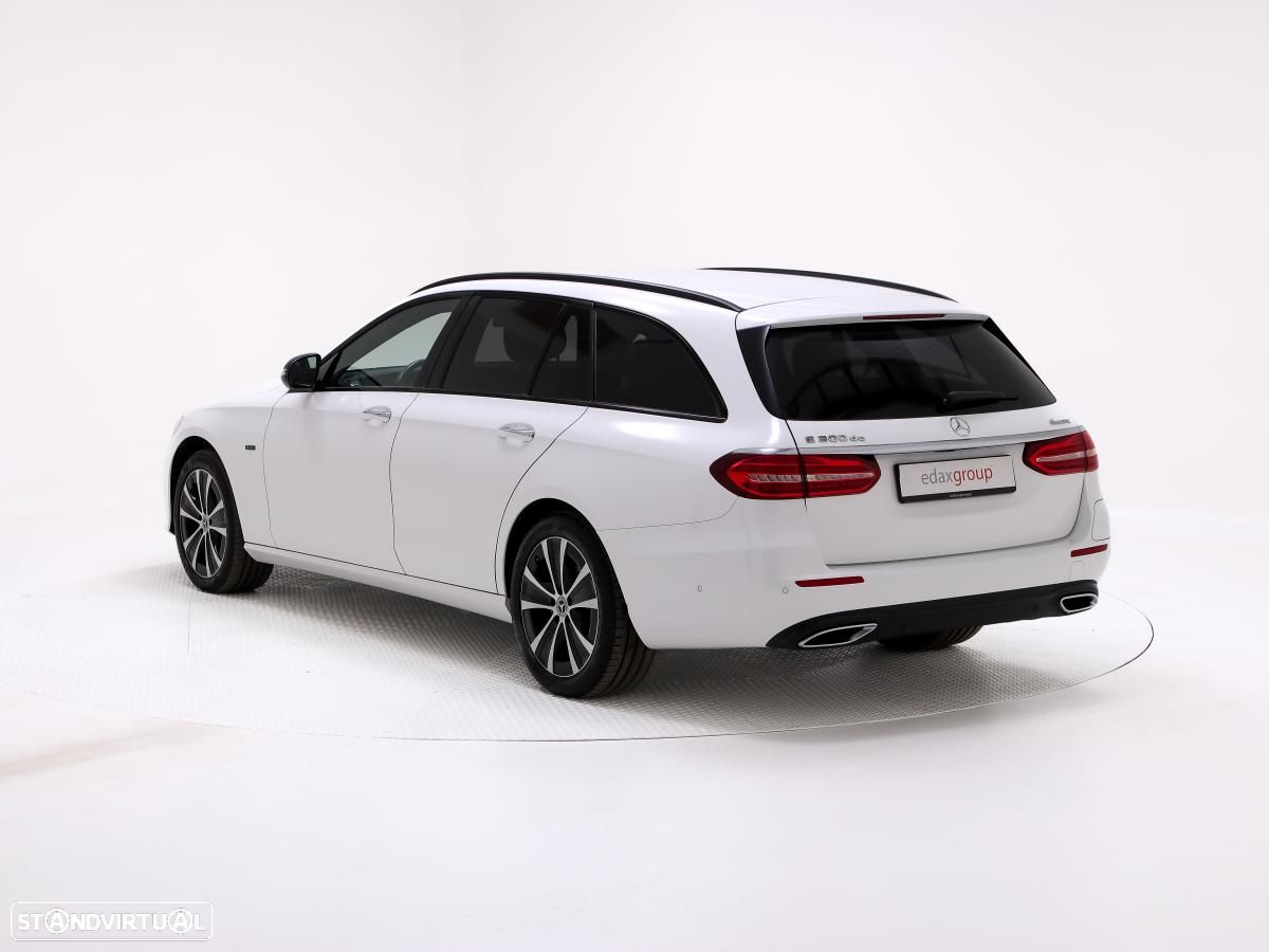 Mercedes-Benz E 300 de Avantgarde 4Matic - 4