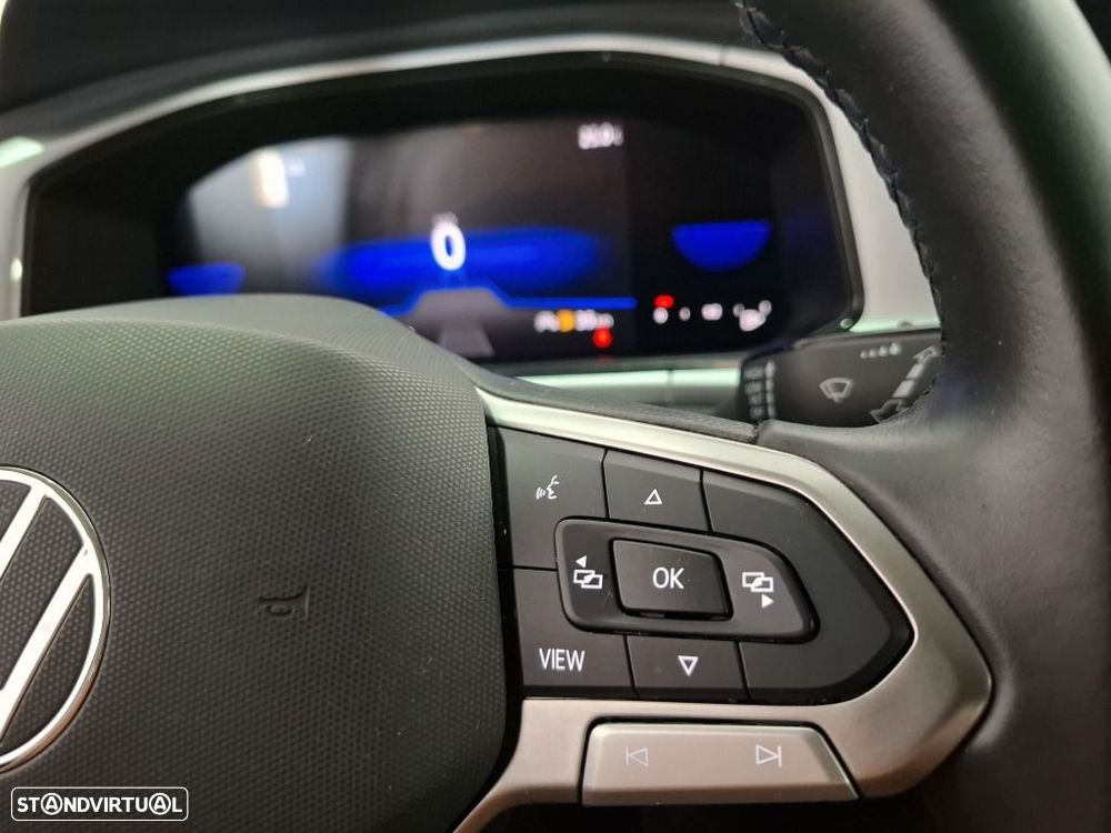 VW T-Roc 1.0 TSI Urban - 22