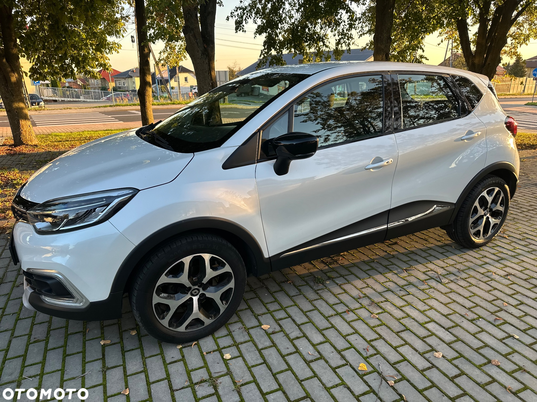 Renault Captur ENERGY TCe 90 Start&Stop Luxe - 3