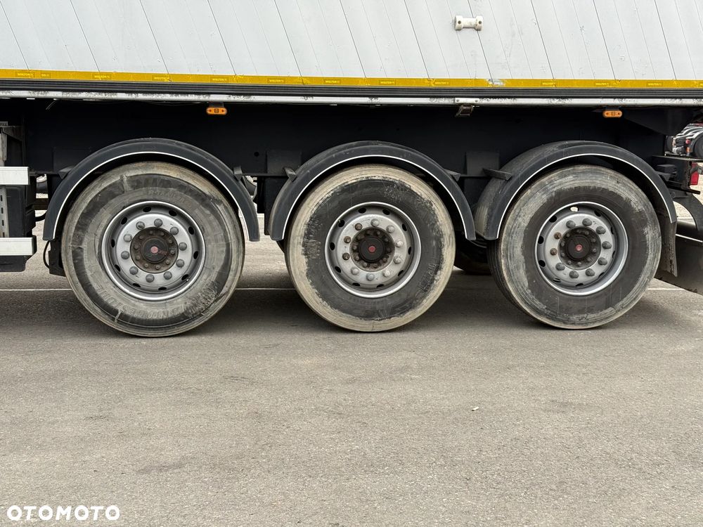 Wielton 42 m3 OSIE SAF USZKODZONY - 11