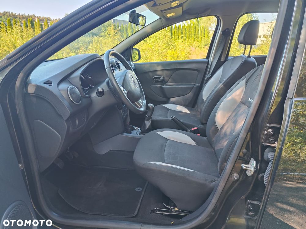 Dacia Sandero dCi 90 Laureate - 10