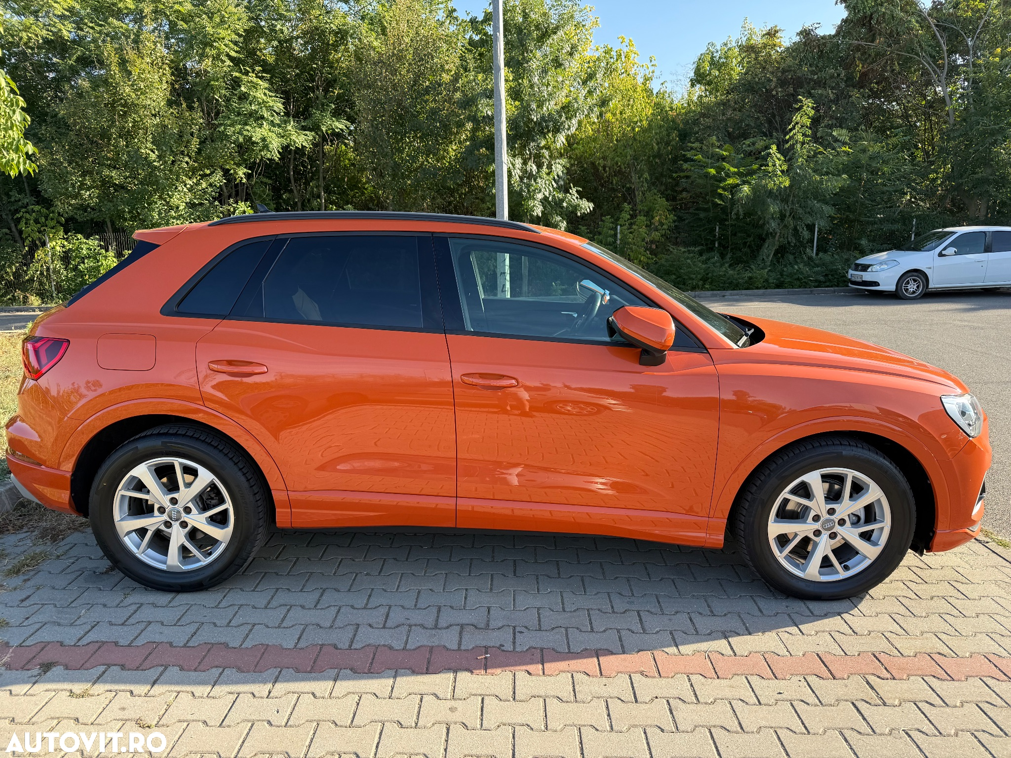 Audi Q3 2.0 35 TDI S tronic - 3