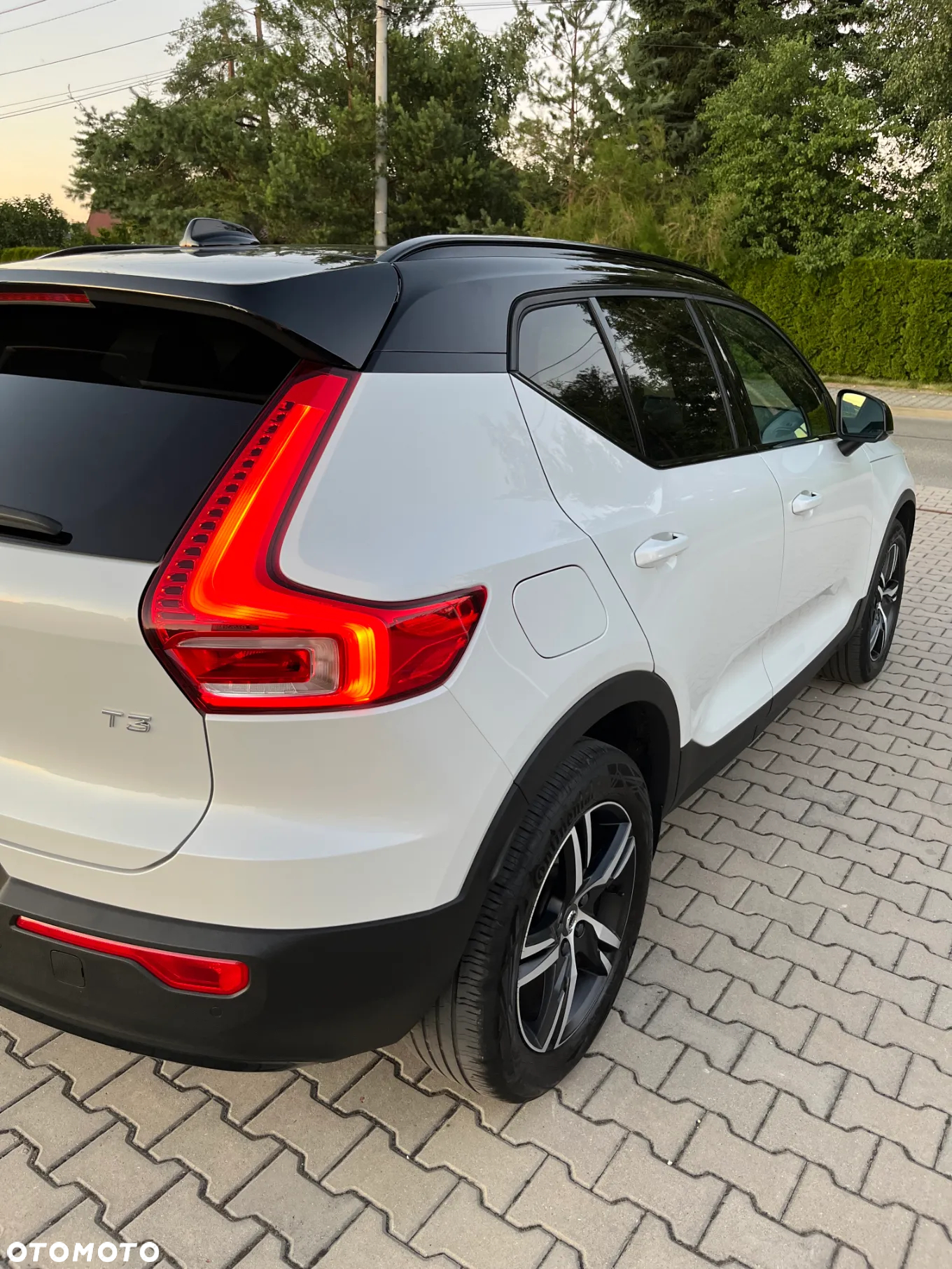 Volvo XC 40 T3 R-Design - 13