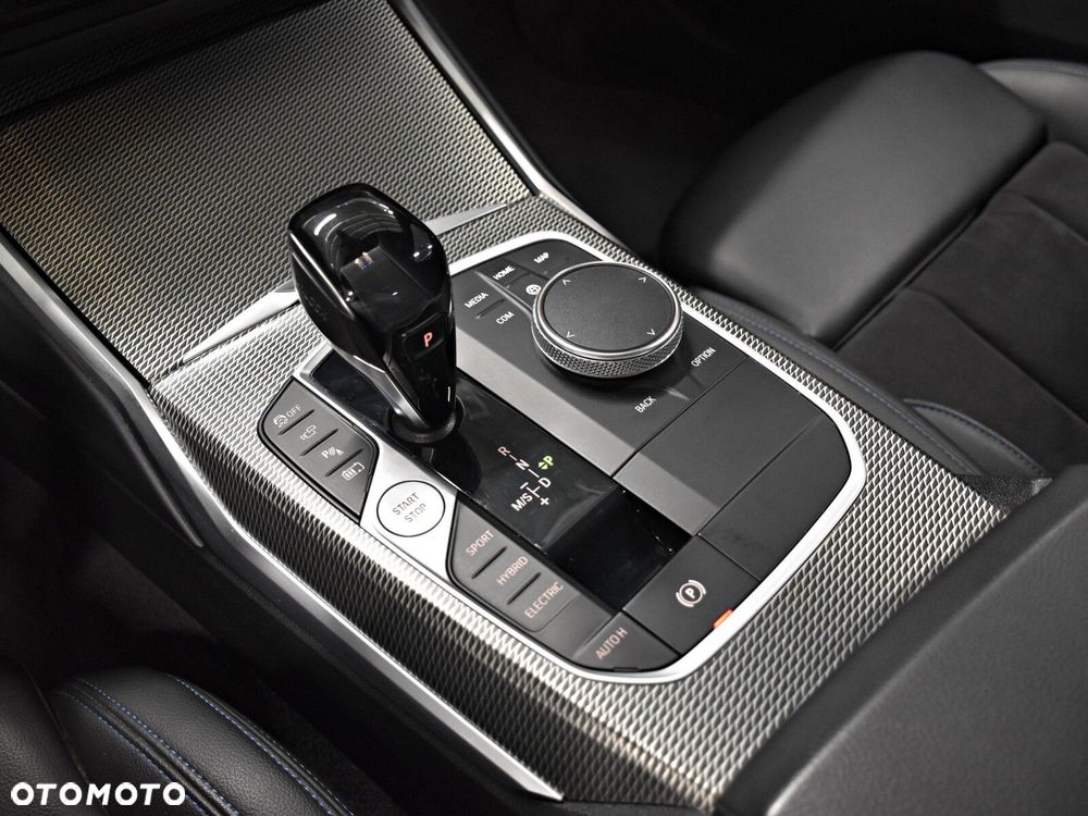 BMW Seria 3 - 17