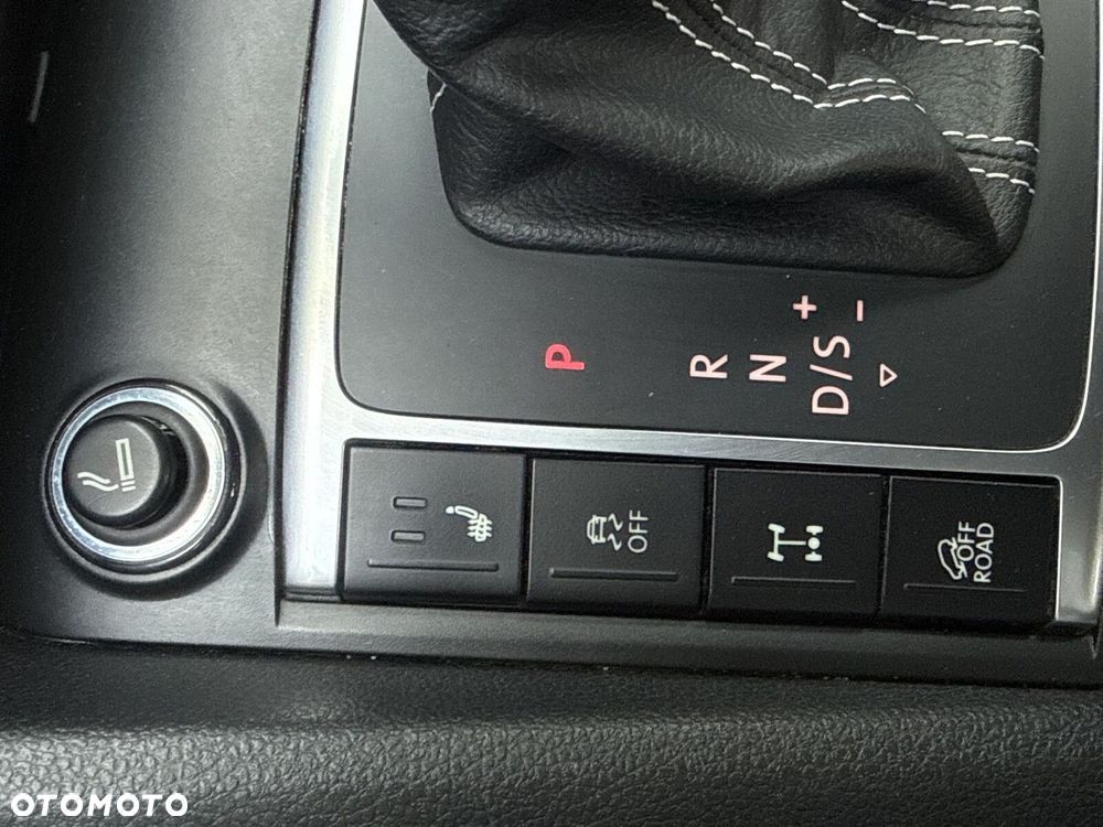 Volkswagen Amarok 3.0 V6 TDi 4MOTION Aventura - 22