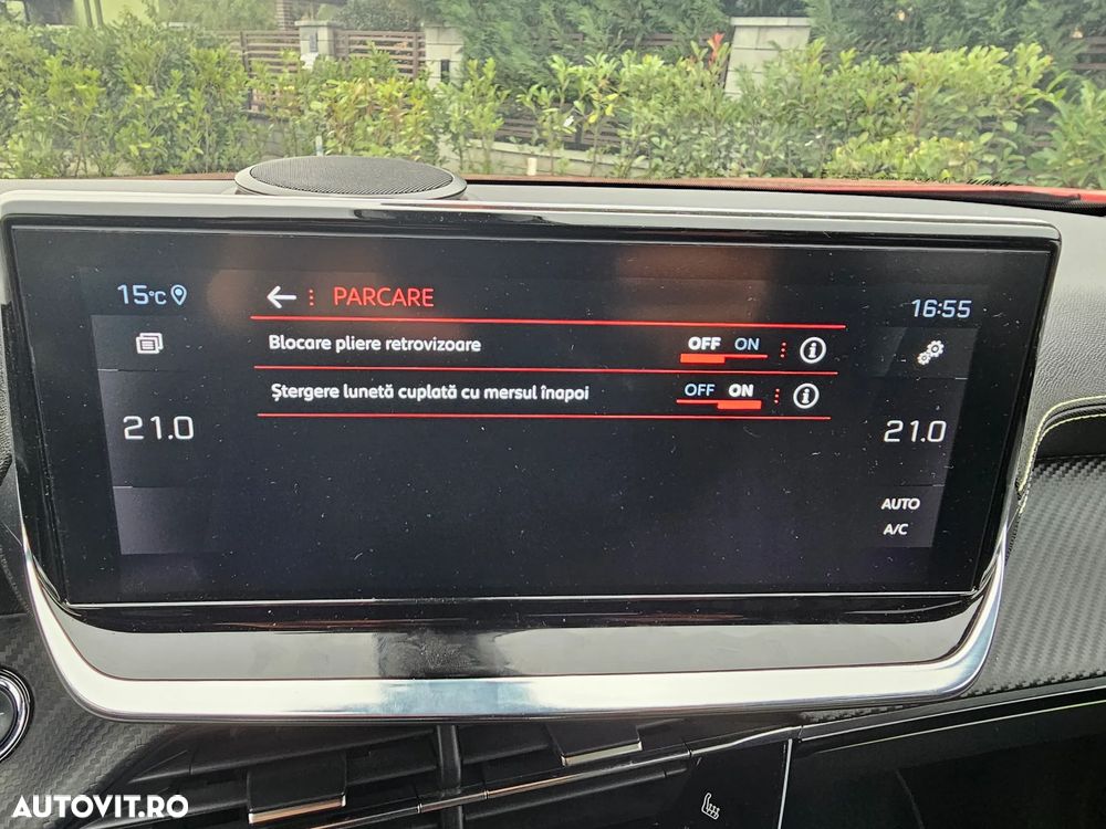 Peugeot 2008 1.2 PureTech EAT8 STT GT - 20