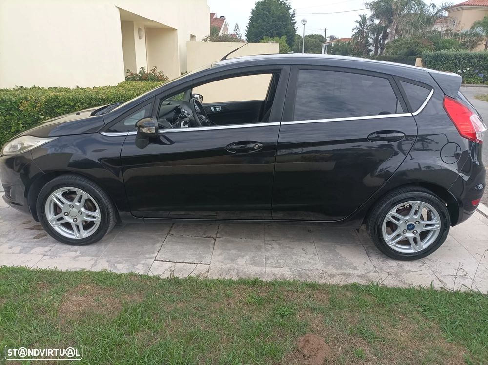 Ford Fiesta 1.5 TDCi Titanium - 4