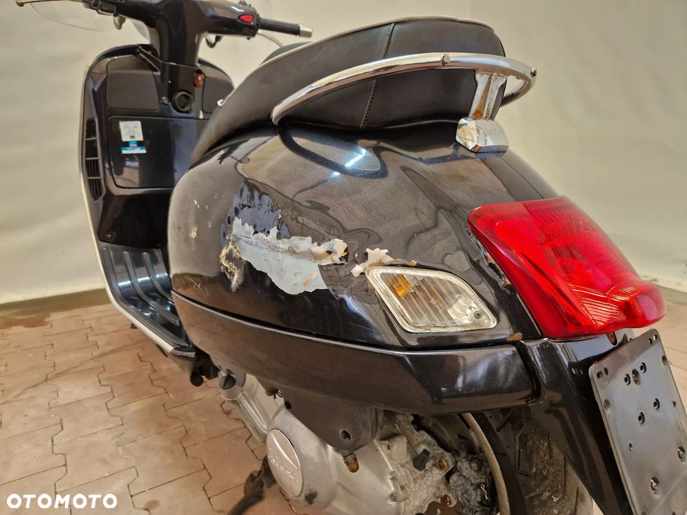 Piaggio Vespa - 17