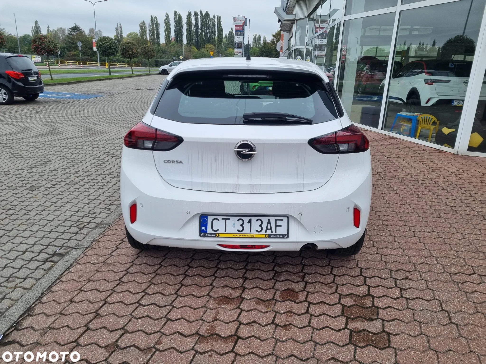 Opel Corsa 1.2 Edition S&S - 4