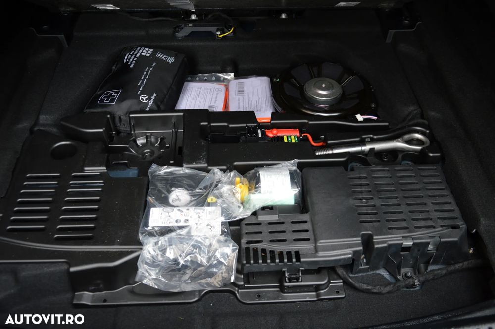 Mercedes-Benz A 180 Sedan 7G-DCT Lim. Special Edition - 10