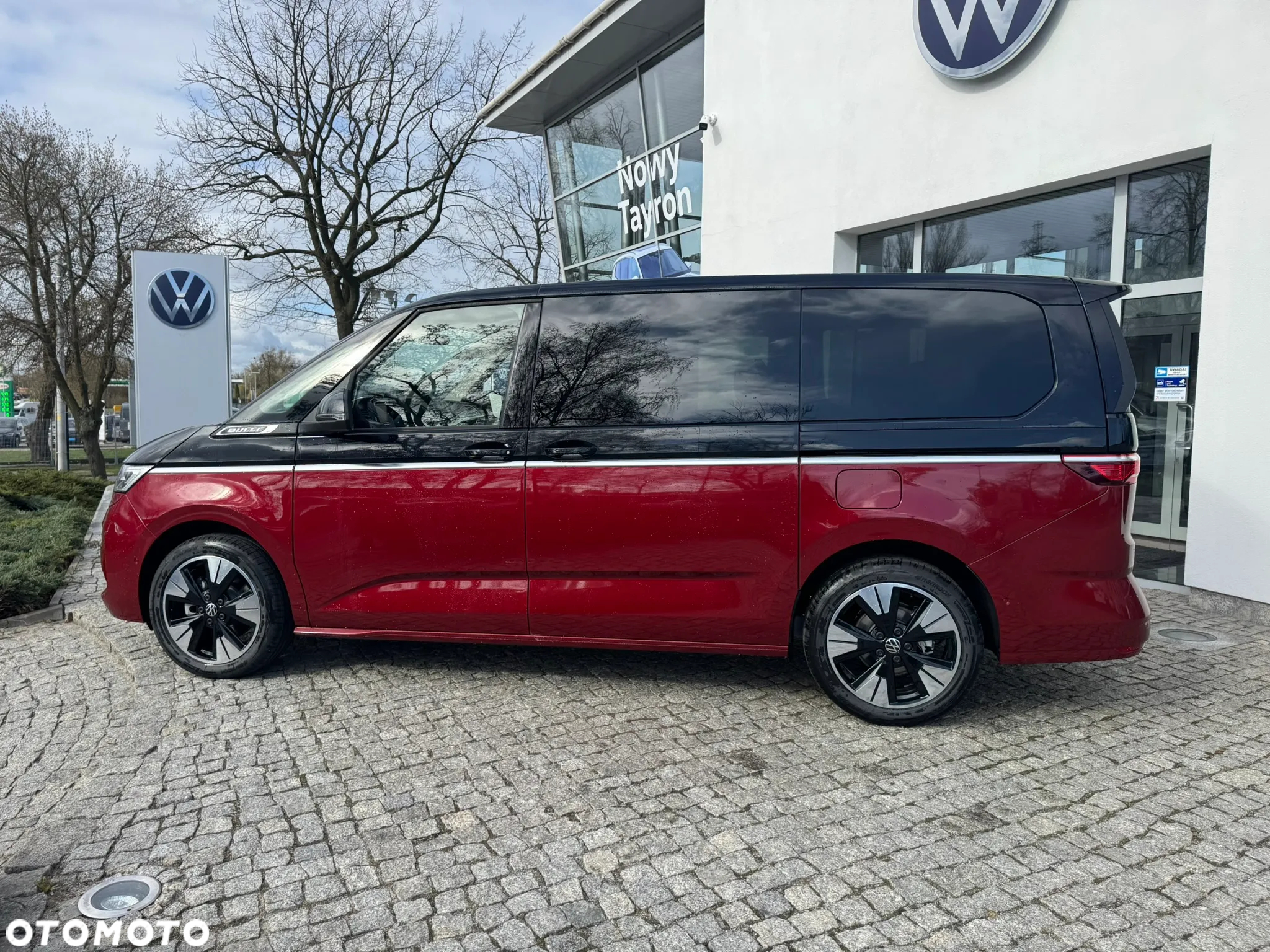 Volkswagen Multivan 2.0 TSI L2 Style DSG - 8