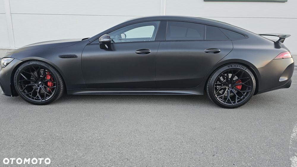 Mercedes-Benz AMG GT - 1