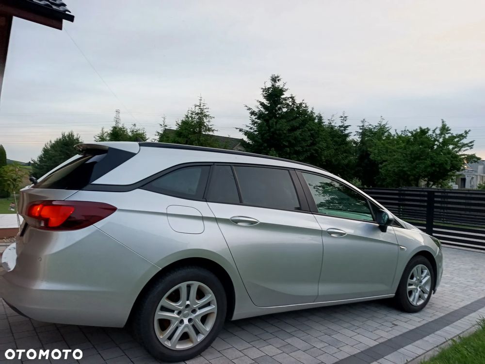 Opel Astra 1.6 D (CDTI) Start/Stop Business - 30