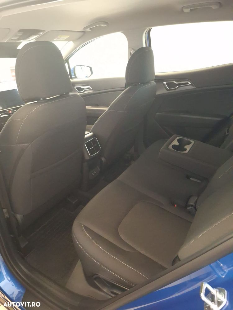 Kia Sportage 1.6 T-GDI 6MT 4x2 Urban - 11