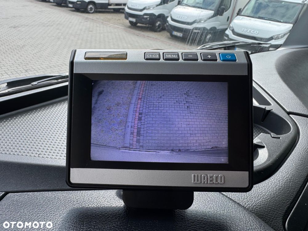 Mercedes-Benz ATEGO 1223 ,,818 ,,821 ,,921 ,,1018 ,,1218 ,,1221 ,,1224 ,,1523 ,,1527 ,,1530 - 17