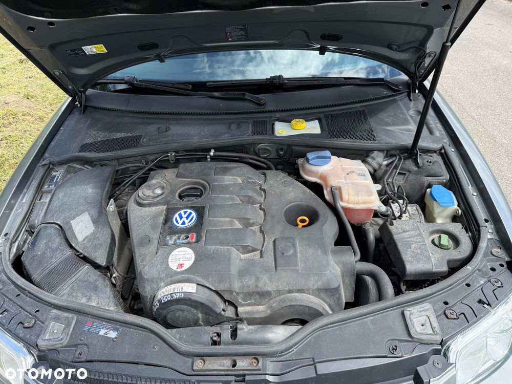Volkswagen Passat 1.9 TDI Basis - 20