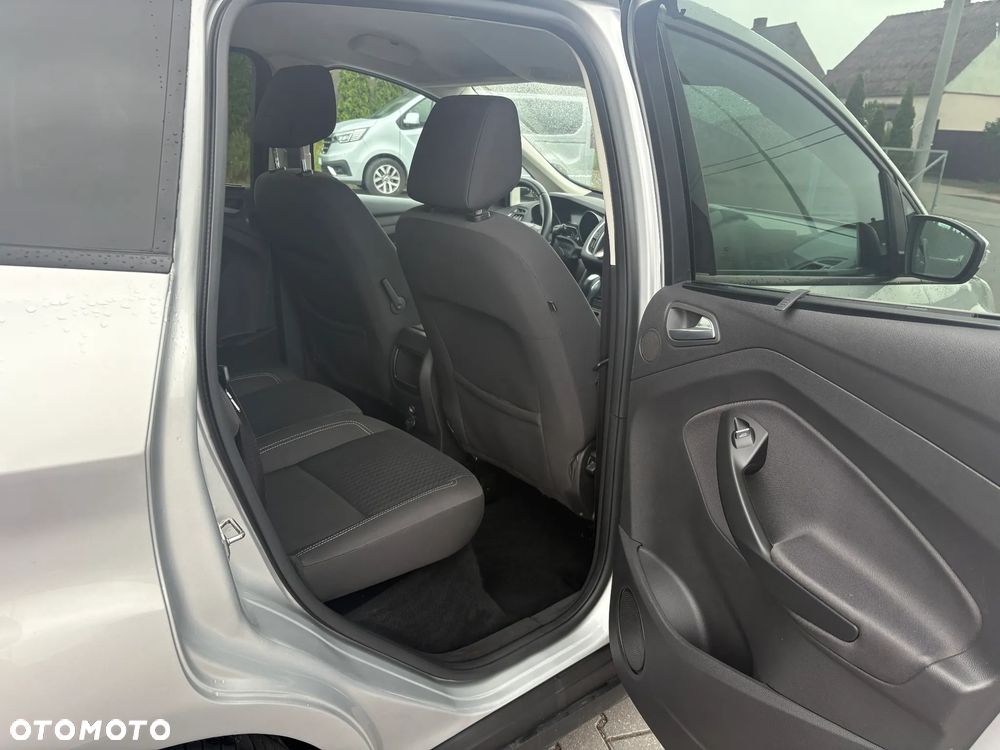 Ford C-MAX - 12