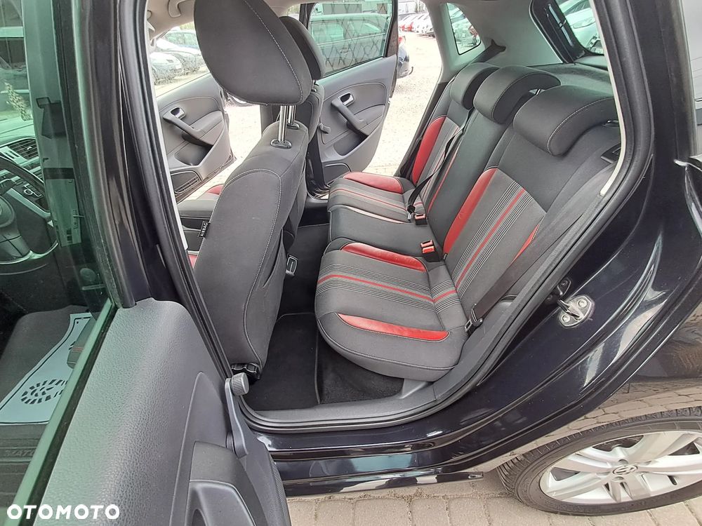 Volkswagen Polo - 14