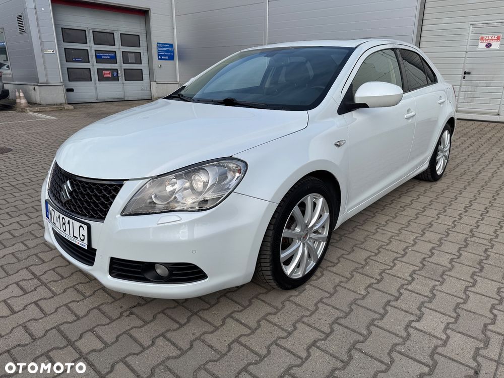 Suzuki Kizashi 2.4 Sport 4WD CVT - 1