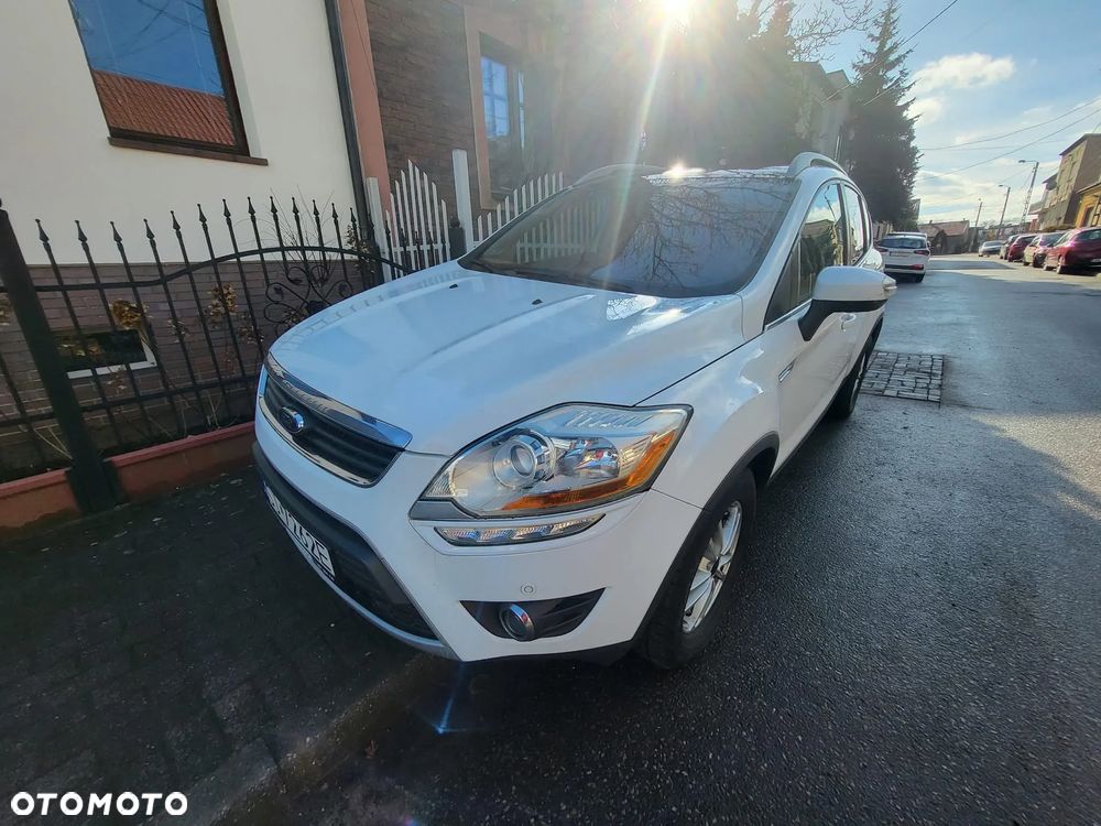 Ford Kuga 2.0 TDCi 4x4 Titanium - 2