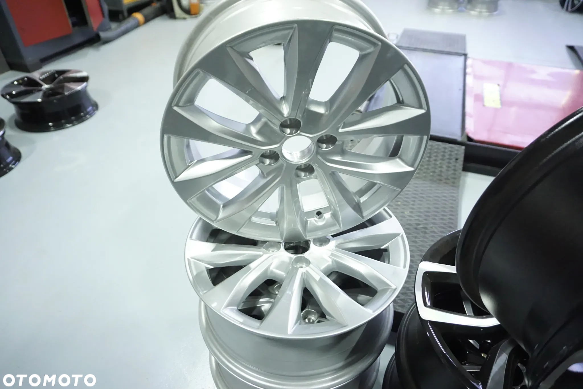 FELGI ALUMINIOWE 16 SUZUKI IGNIS BALENO SWIFT SPLASH CELERIO NOWE I DEMO 4X100 - 5