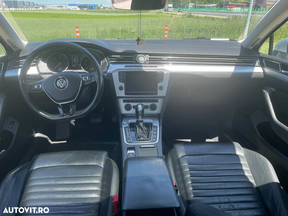Volkswagen Passat 2.0 TDI SCR (BlueMotion Tech) 4Mot DSG Highline - 6