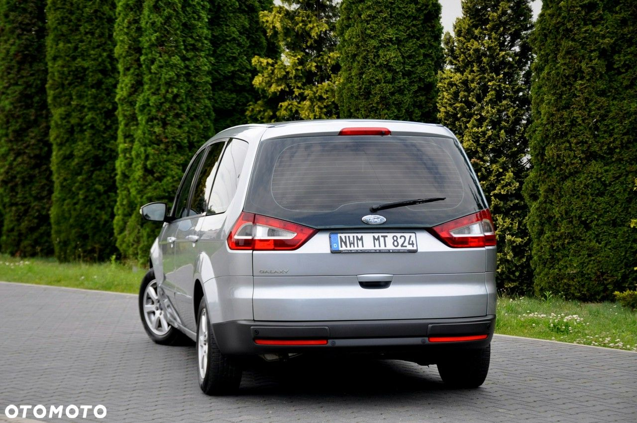 Ford Galaxy - 15