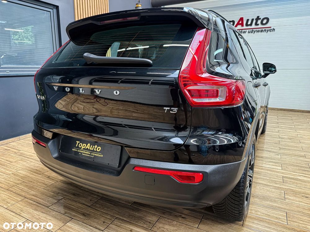 Volvo XC 40 T3 Momentum - 8