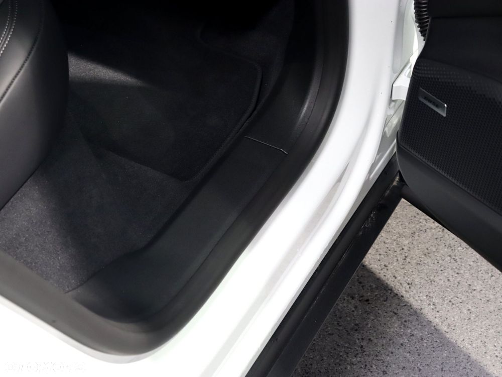 Porsche Macan 100kWh - 32