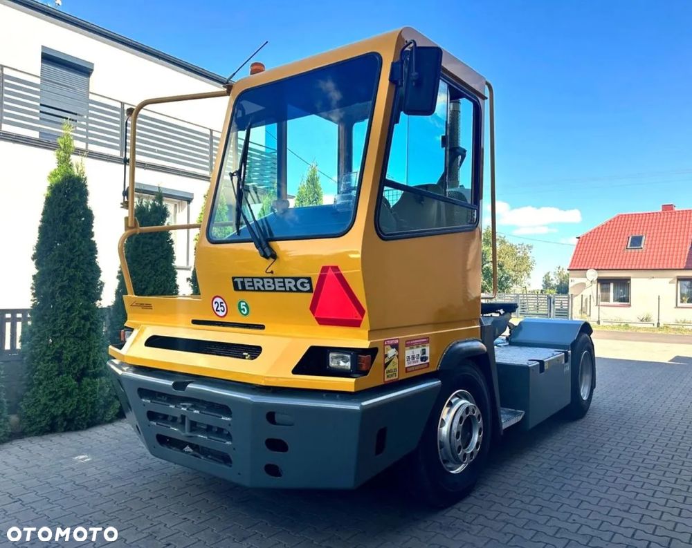Terberg YT222 - 1
