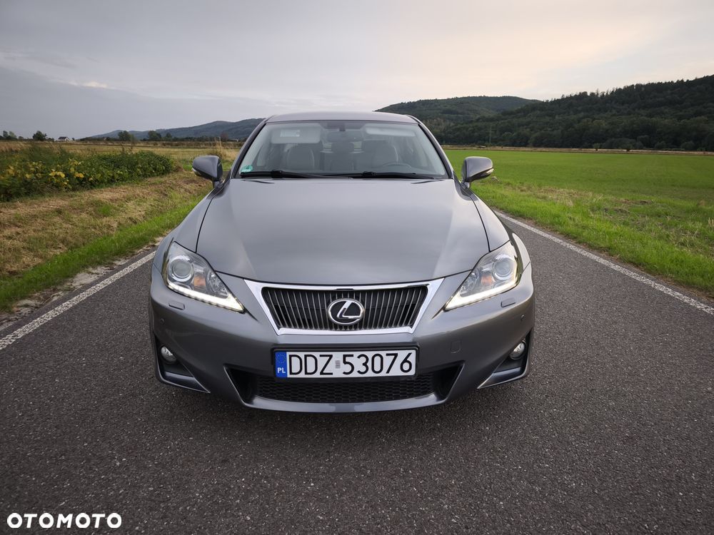 Lexus IS 250 Luxury Line - 2