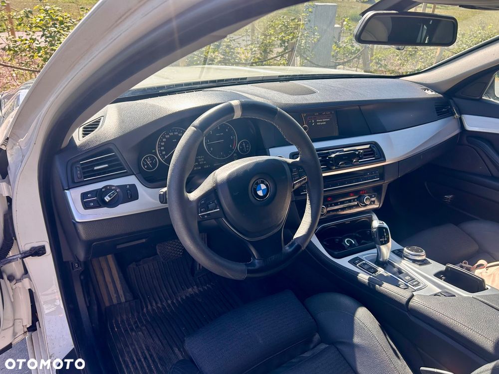 BMW Seria 5 520d - 8