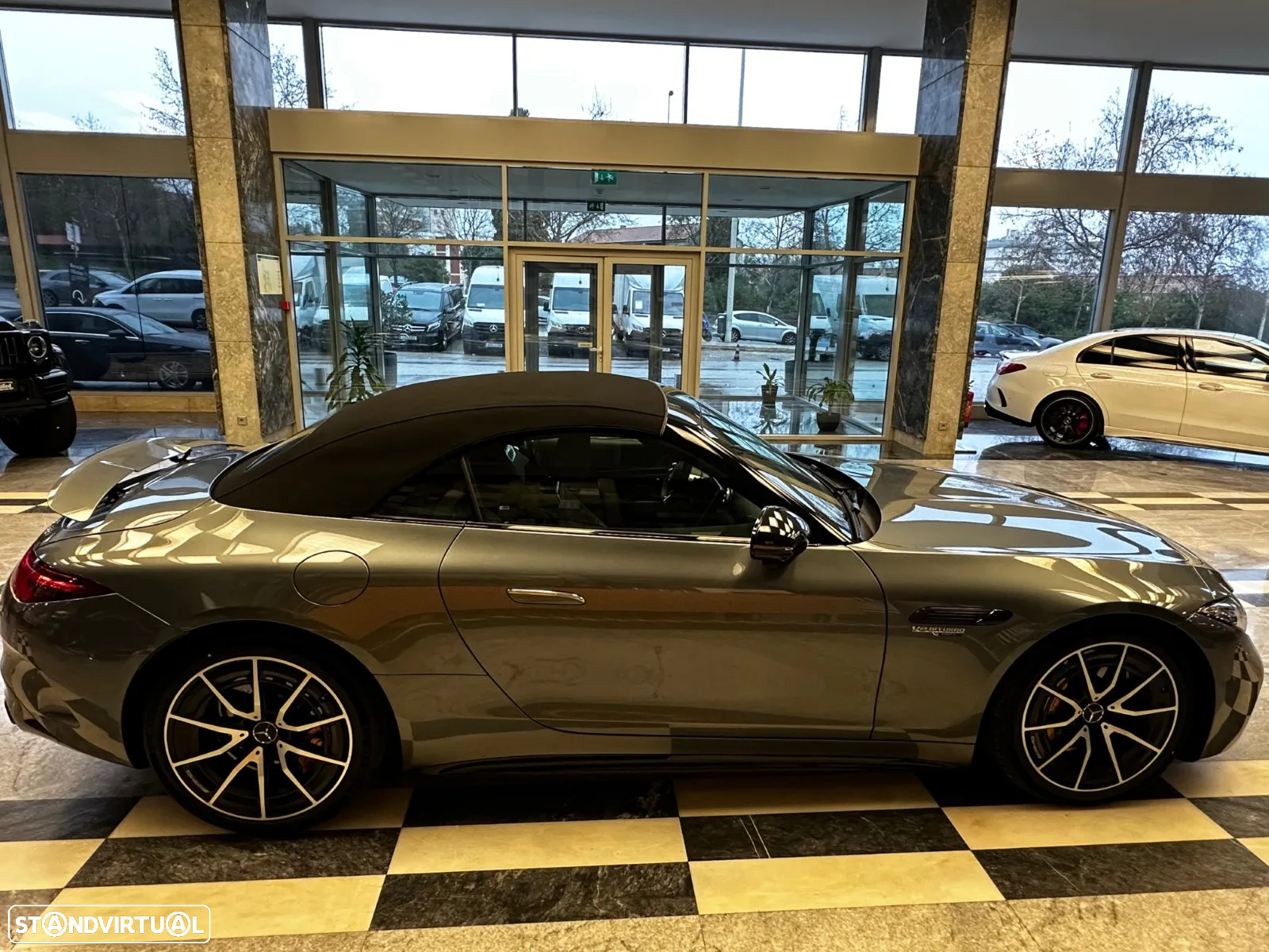 Mercedes-Benz SL 63 AMG 4Matic+ - 10
