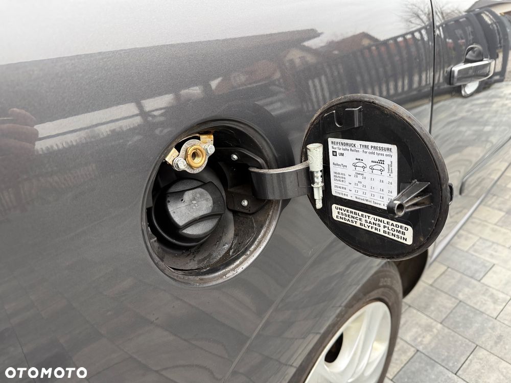 Opel Zafira 1.8 Family - 11