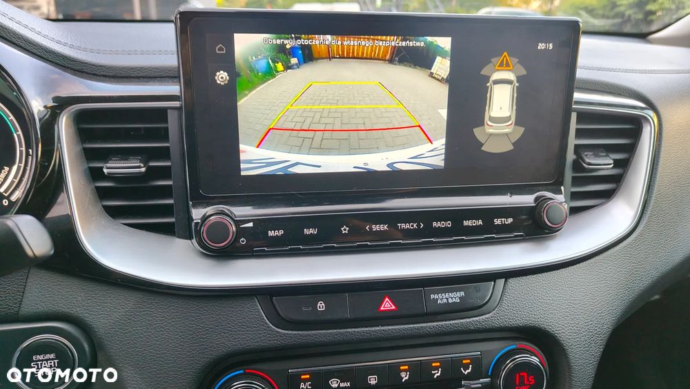Kia Ceed 1.6 GDI PHEV L Business Line DCT - 17