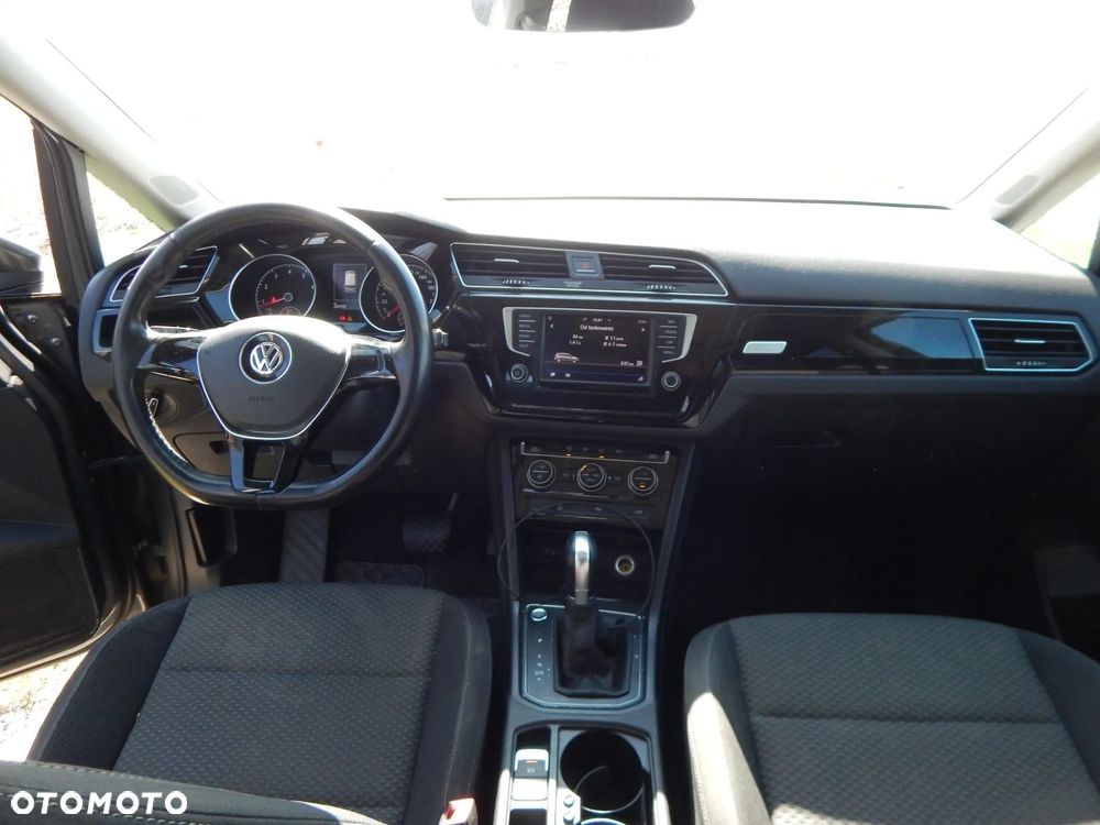 Volkswagen Touran 1.4 TSI BMT Comfortline DSG - 8