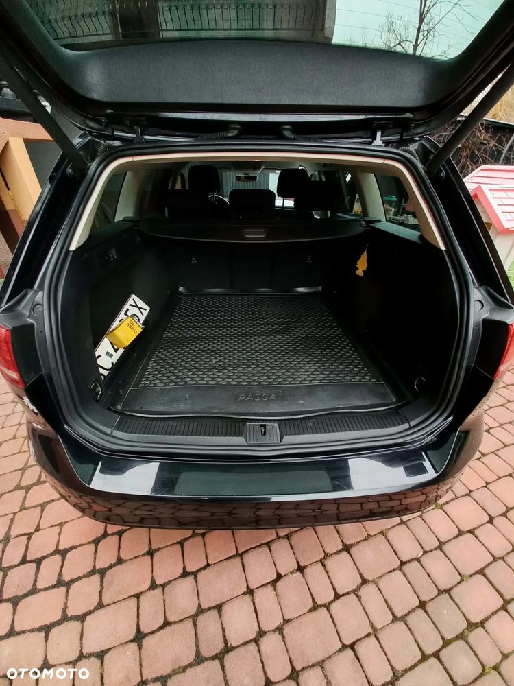 Volkswagen Passat - 5
