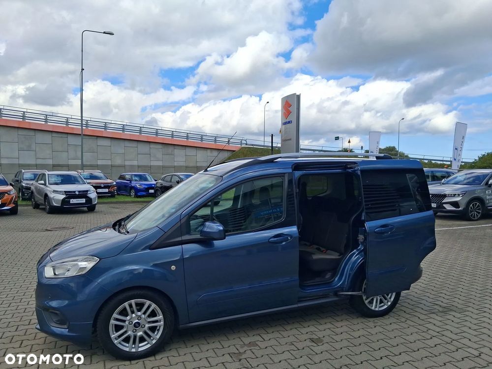 Ford Tourneo Courier 1.5 TDCi Titanium - 19