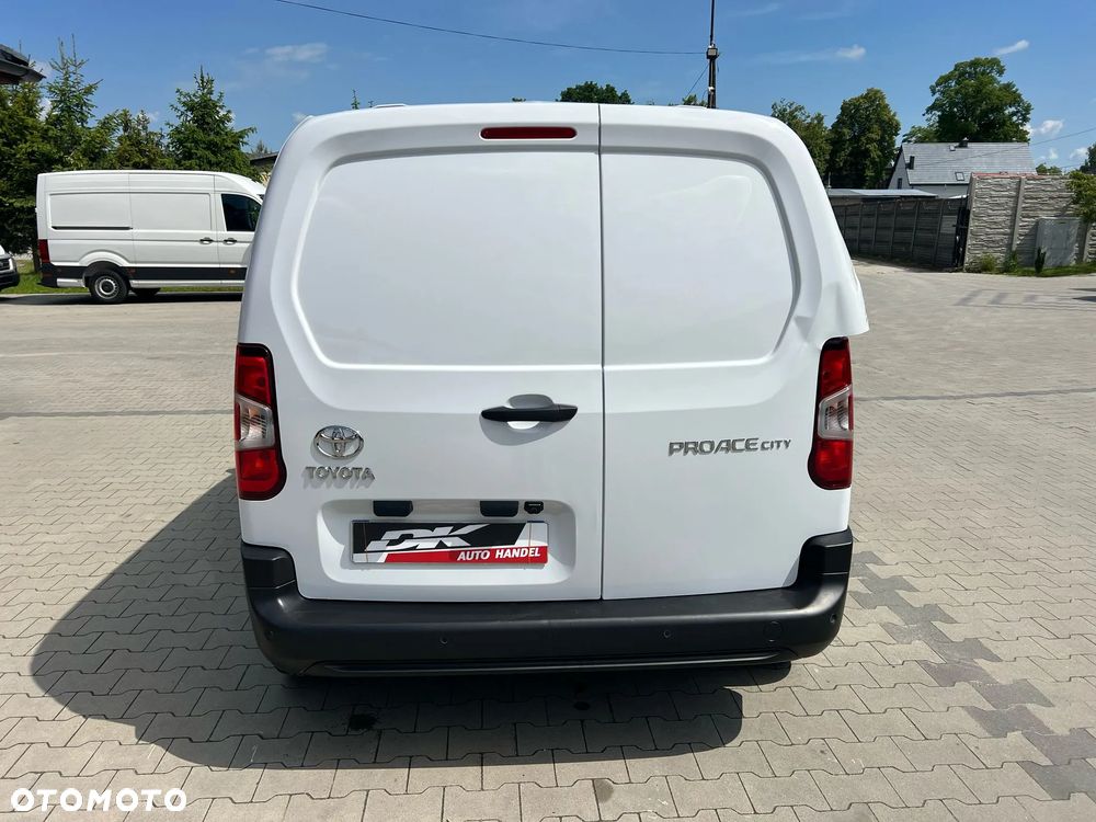 Toyota Proace City - 4