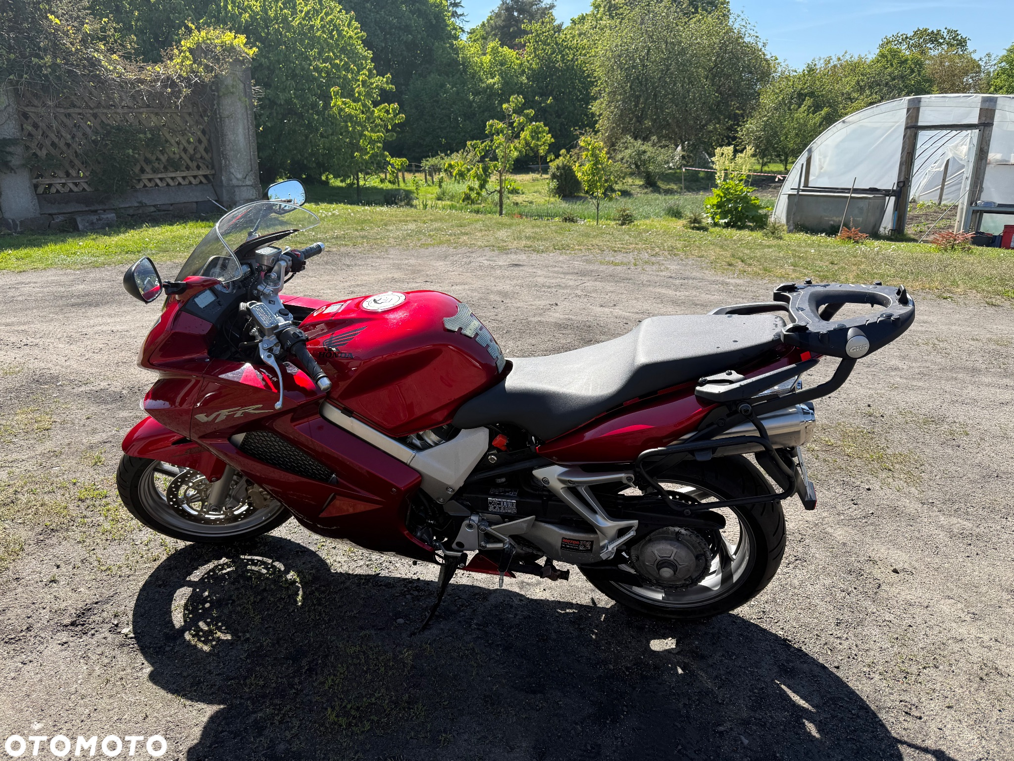 Honda VFR - 11