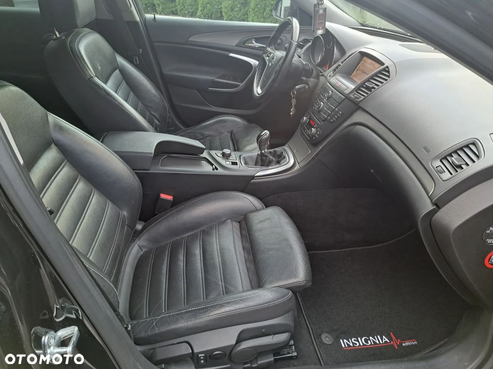 Opel Insignia 2.0 T Cosmo - 9