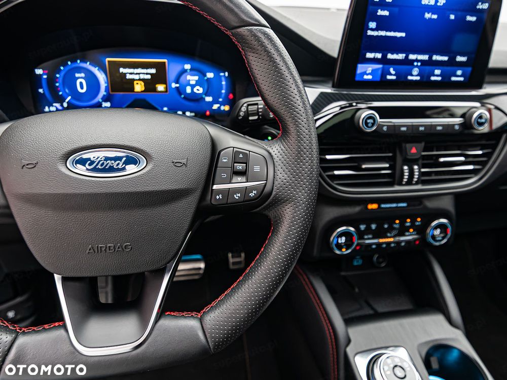 Ford Kuga - 17